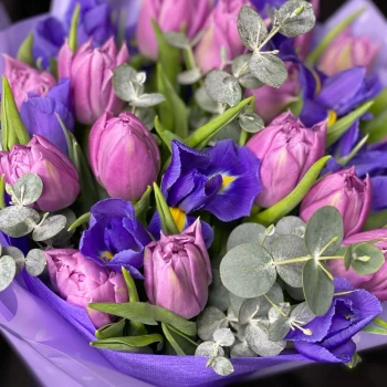 Bouquet of iris with tulips